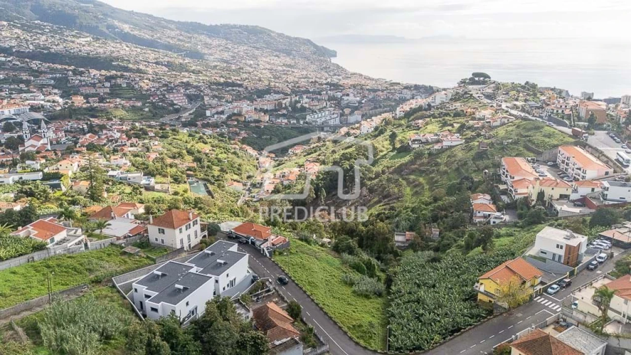 Moradia T3 para Venda em Santo Antonio Foto 23