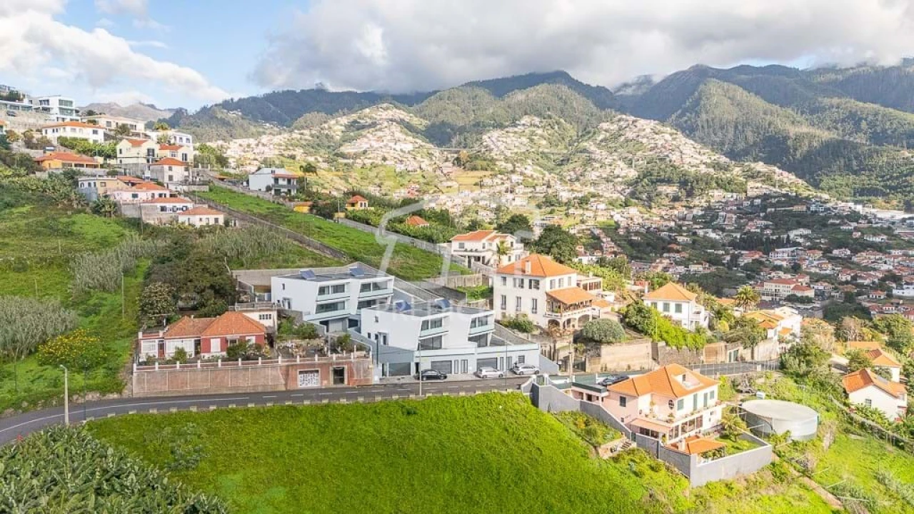 Moradia T3 para Venda em Santo Antonio Foto 21