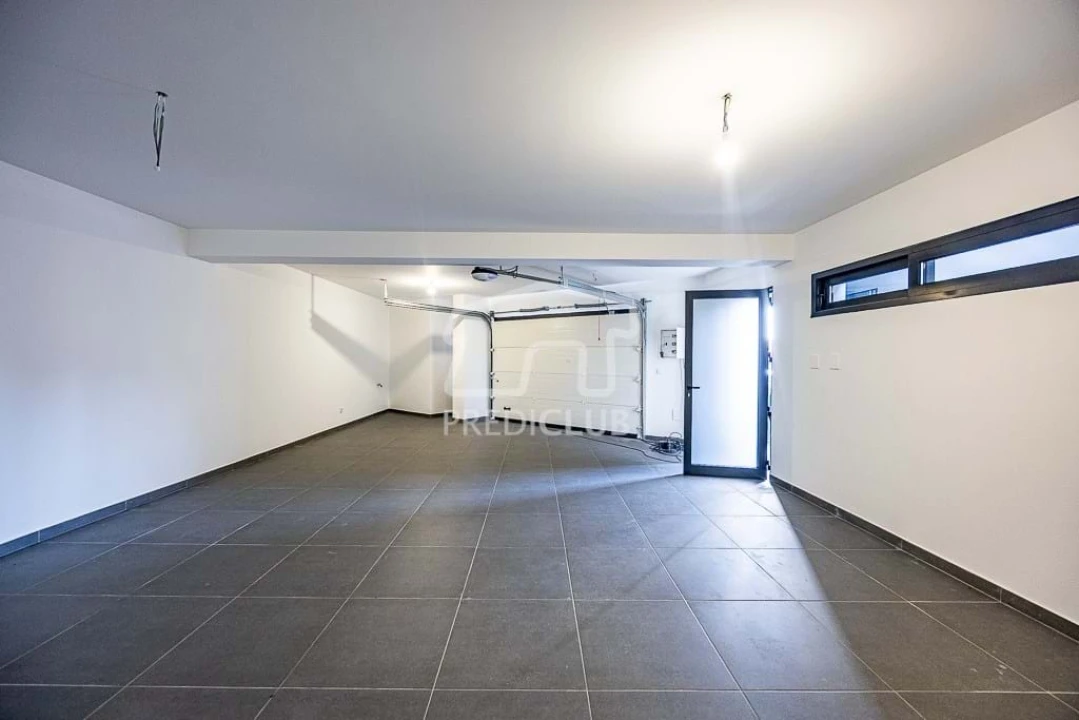 Moradia T3 para Venda em Santo Antonio Foto 18