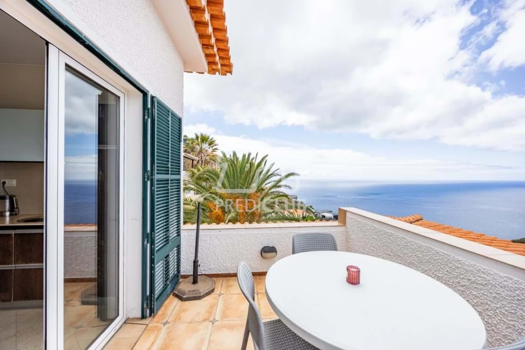 Moradia T6 para Venda em Caniço Foto 23