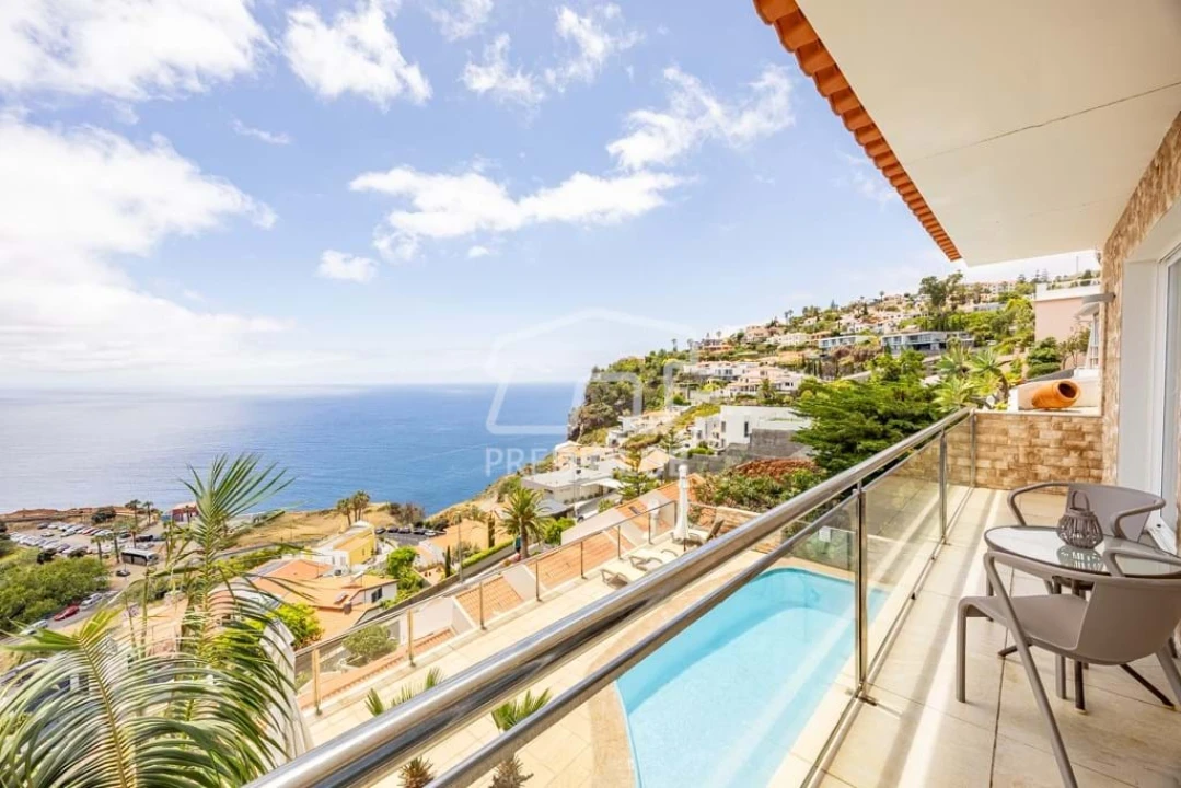 Moradia T6 para Venda em Caniço Foto 67