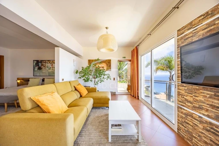 Moradia T6 para Venda em Caniço Foto 59