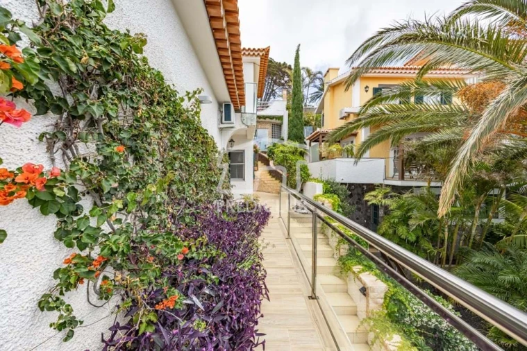 Moradia T6 para Venda em Caniço Foto 39