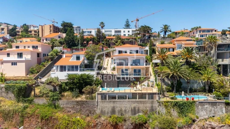 Moradia T6 para Venda em Caniço Foto 84