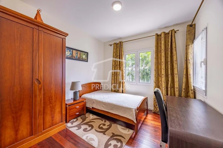 Moradia T6 para Venda em Caniço Foto 38