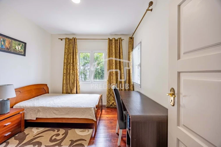 Moradia T6 para Venda em Caniço Foto 37