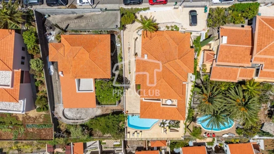 Moradia T6 para Venda em Caniço Foto 83