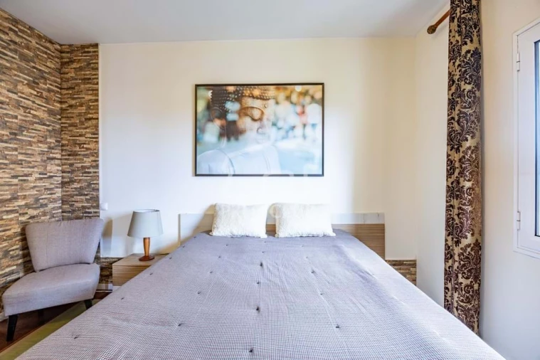 Moradia T6 para Venda em Caniço Foto 12