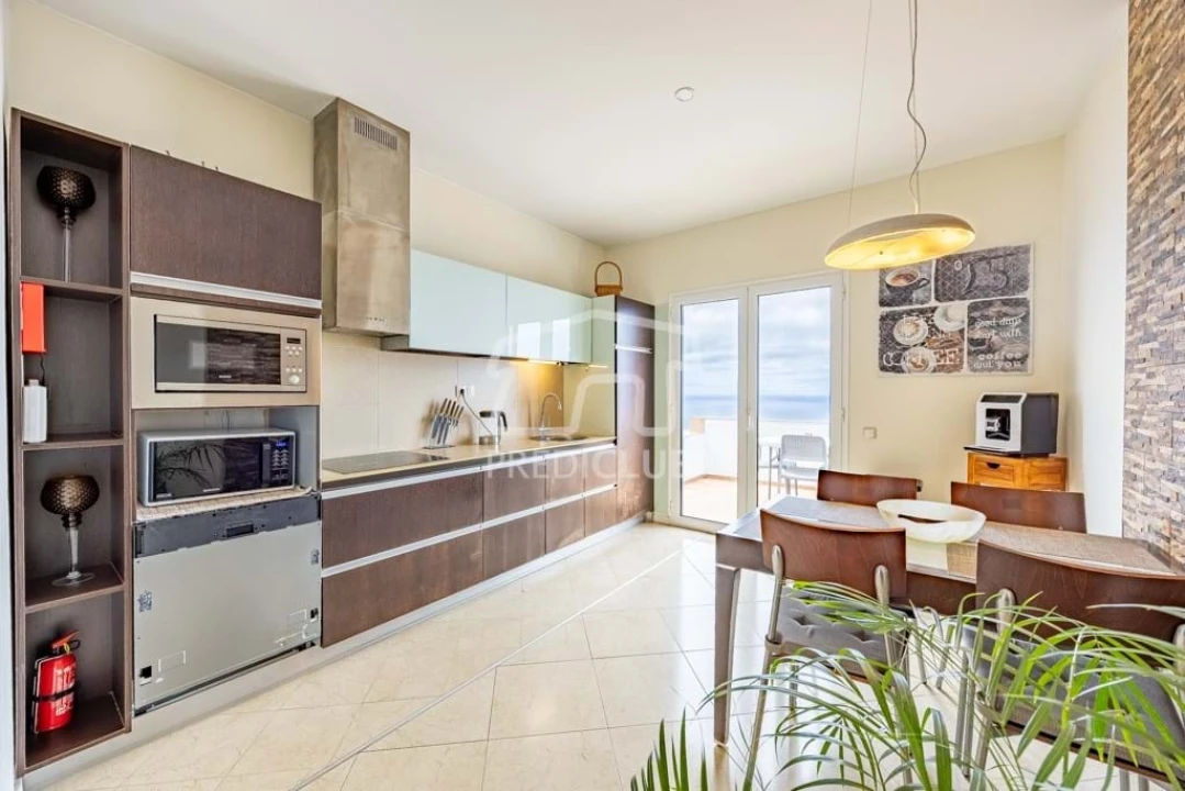 Moradia T6 para Venda em Caniço Foto 19