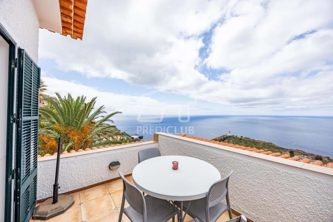 Moradia T6 para Venda em Caniço Foto 24