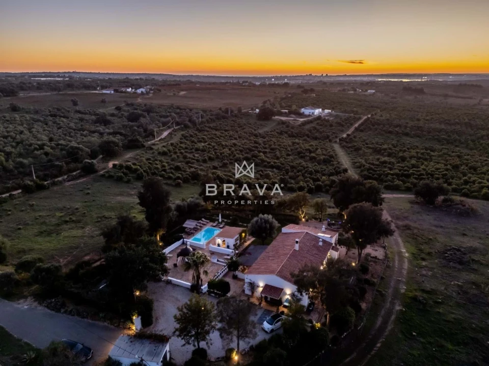 Moradia T5 para Venda em Estômbar e Parchal Foto 60