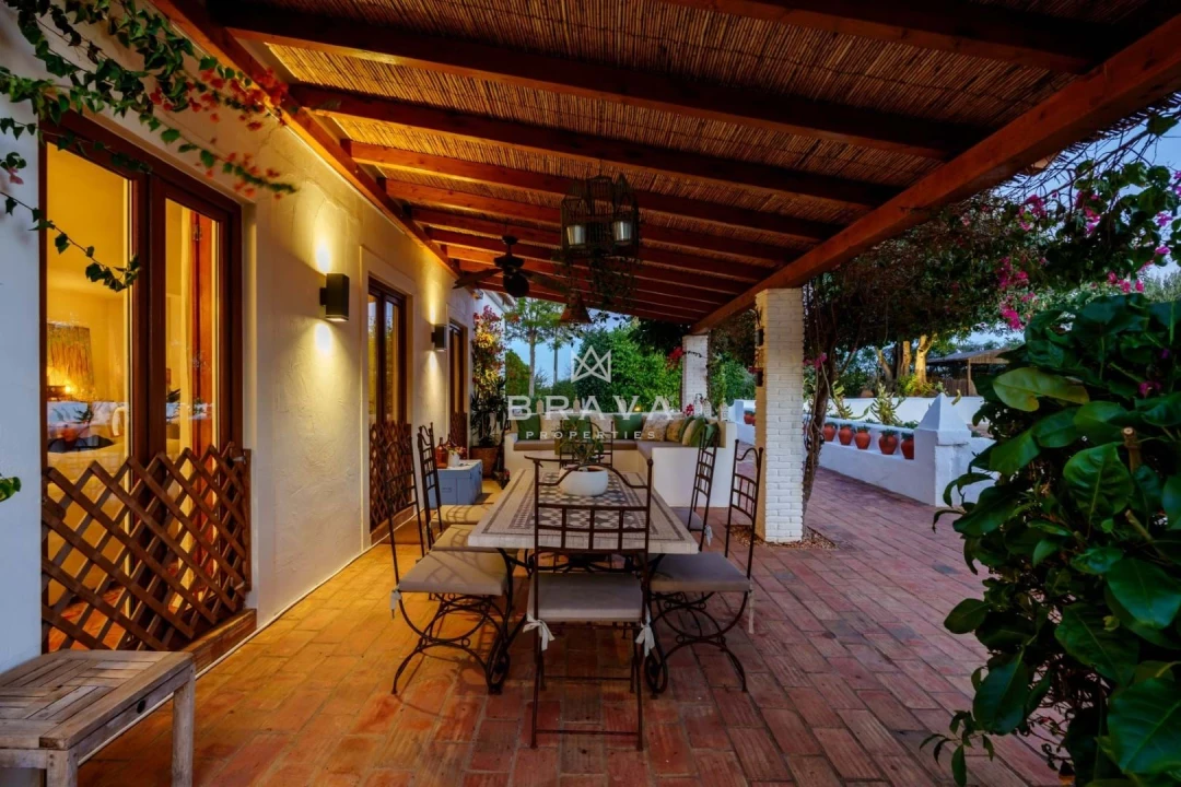 Moradia T5 para Venda em Estômbar e Parchal Foto 47