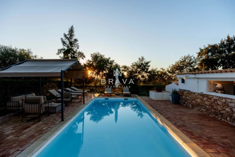 Moradia T5 para Venda em Estômbar e Parchal Foto 57