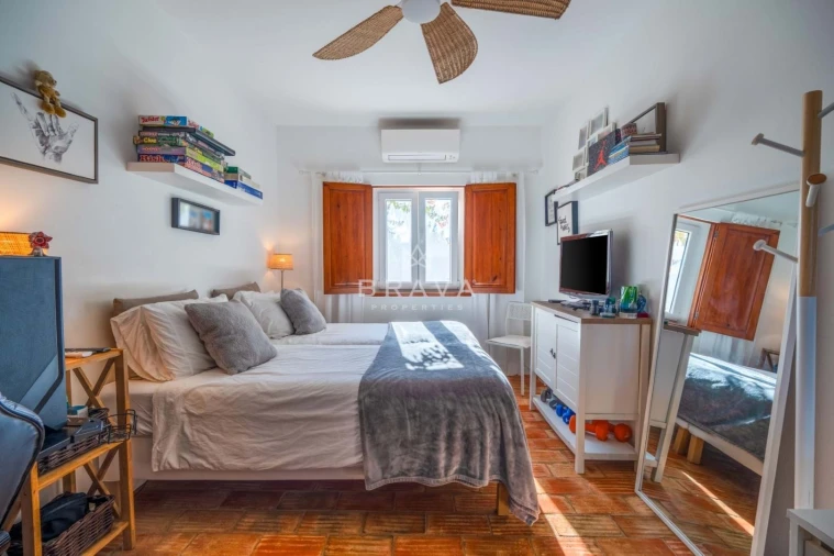 Moradia T5 para Venda em Estômbar e Parchal Foto 22