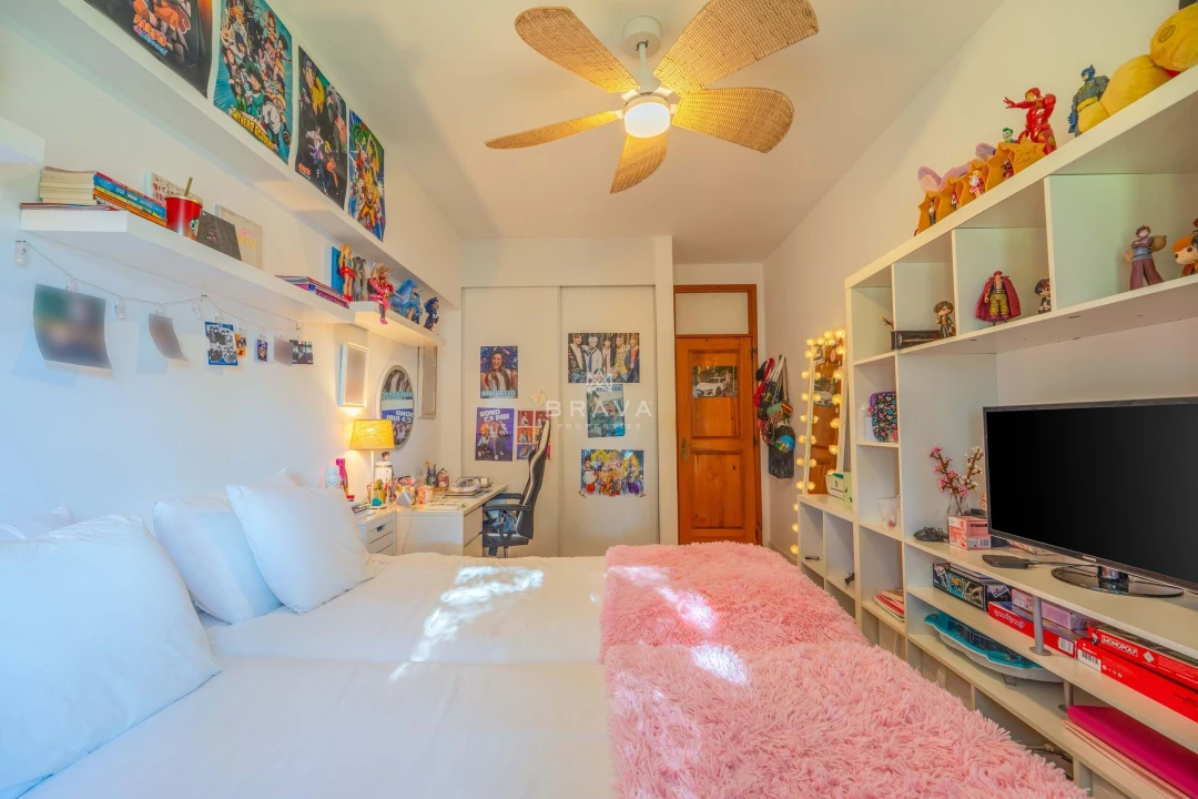 Moradia T5 para Venda em Estômbar e Parchal Foto 27