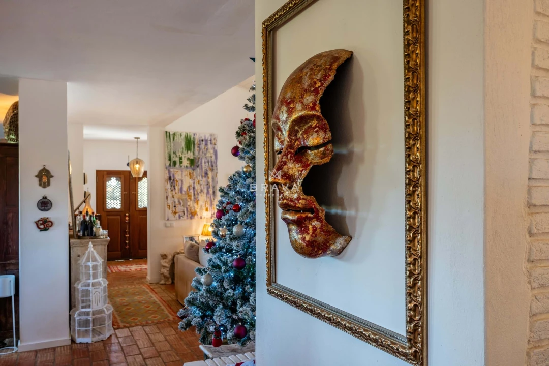 Moradia T5 para Venda em Estômbar e Parchal Foto 19