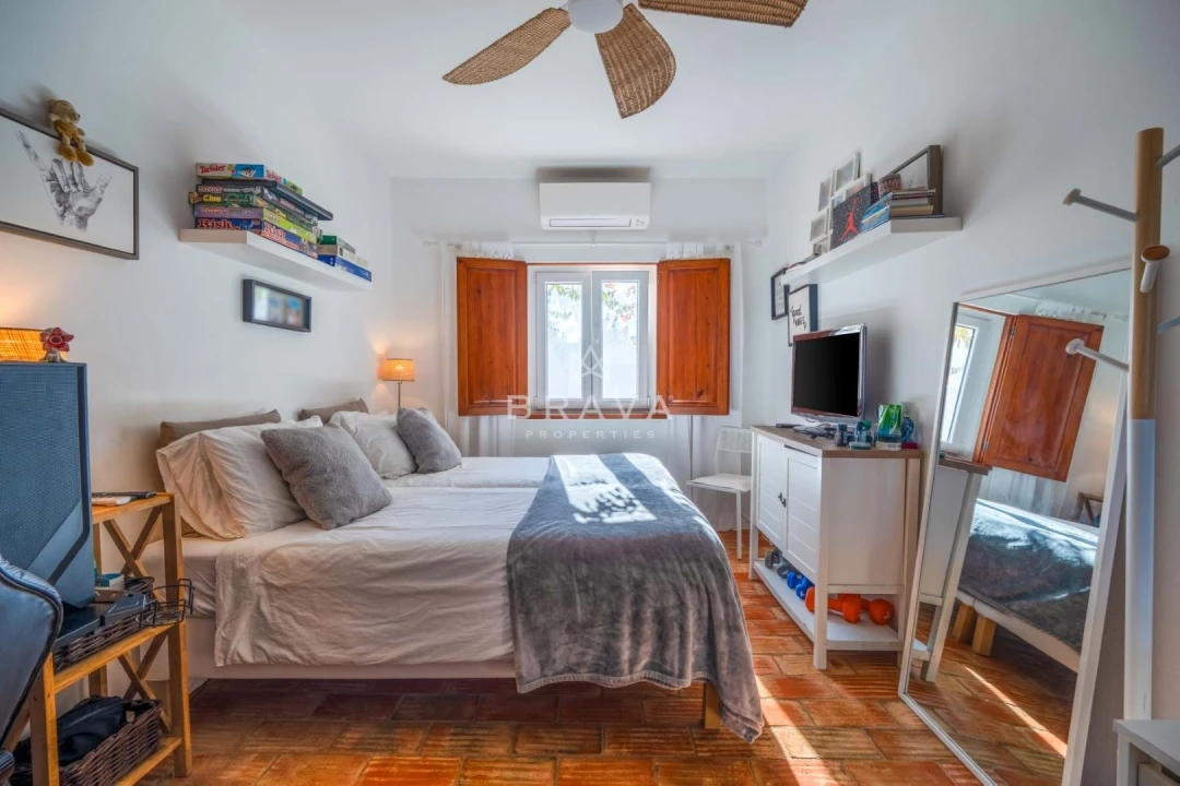 Moradia T5 para Venda em Estômbar e Parchal Foto 22