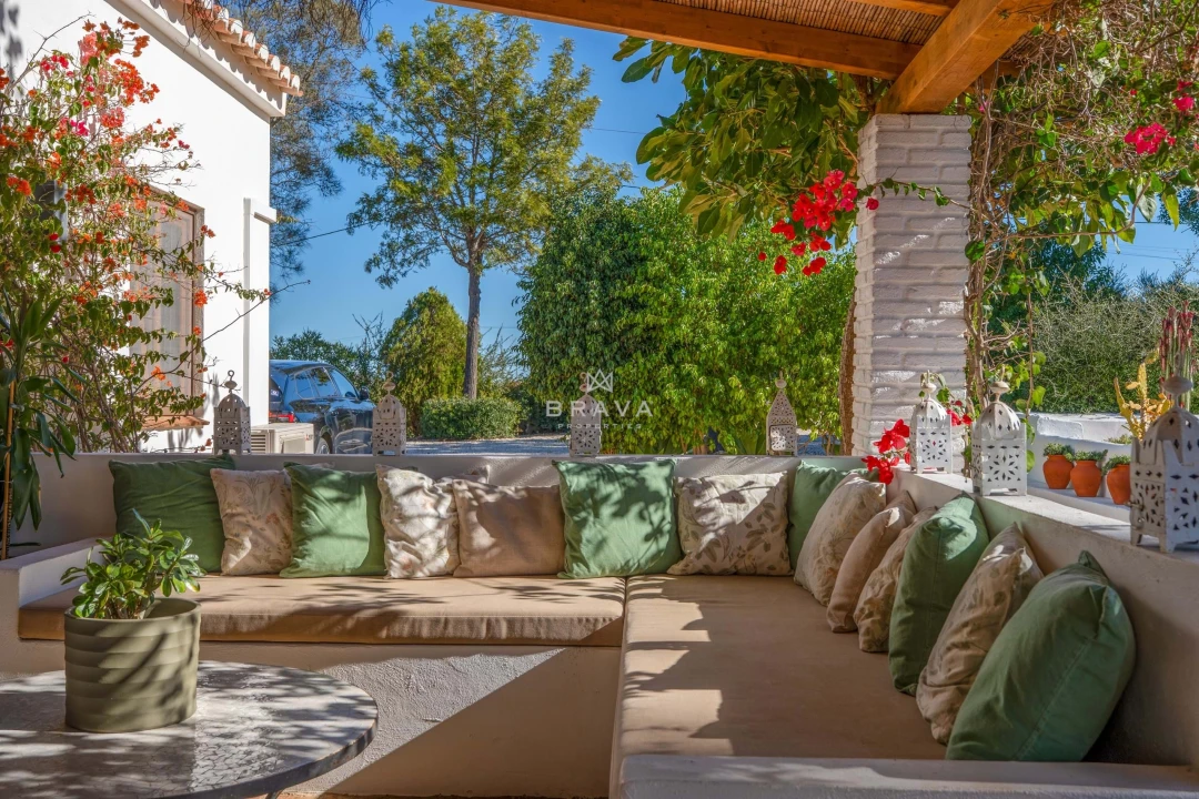 Moradia T5 para Venda em Estômbar e Parchal Foto 7