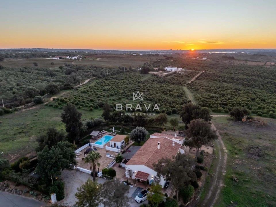 Moradia T5 para Venda em Estômbar e Parchal Foto 45