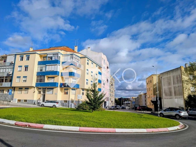 Apartamento T3 para Venda em Amora Foto 18