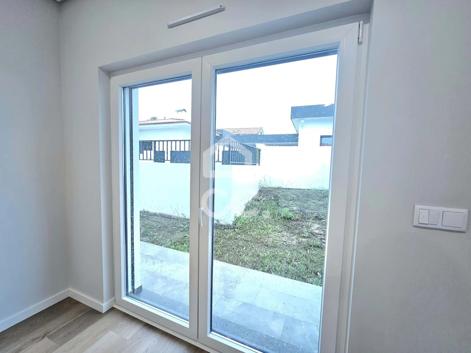 Moradia T3 para Venda em Santo Isidoro Foto 28