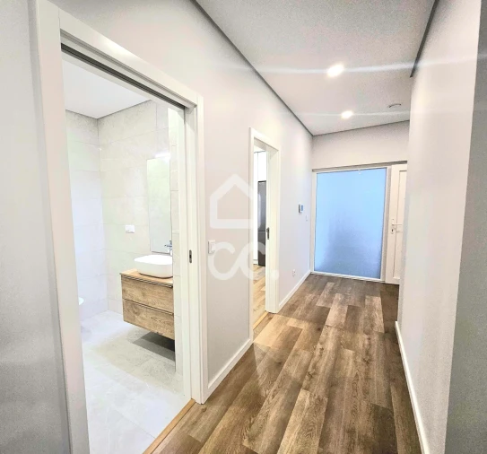 Moradia T3 para Venda em Santo Isidoro Foto 24