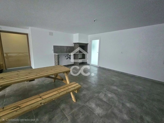 Moradia T3 para Venda em Santo Isidoro Foto 4