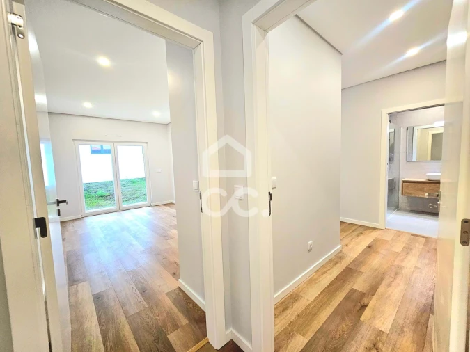 Moradia T4 para Venda em Santo Isidoro Foto 24