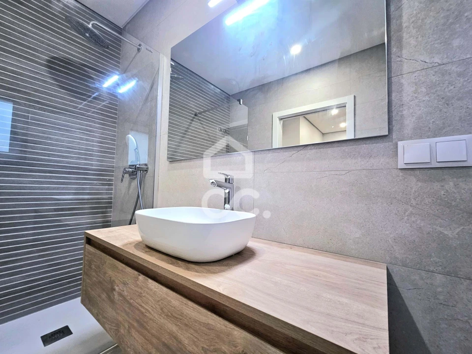 Moradia T4 para Venda em Santo Isidoro Foto 35