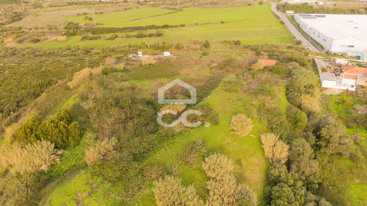 Terreno para Venda em São Domingos de Rana Foto 17