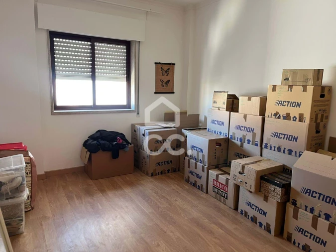 Apartamento T3 para Venda em Santo António dos Cavaleiros e Frielas Foto 15