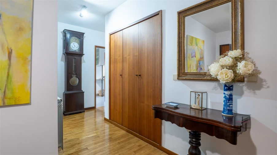 Apartamento T5 para Venda em São Mamede de Infesta e Senhora da Hora Foto 18