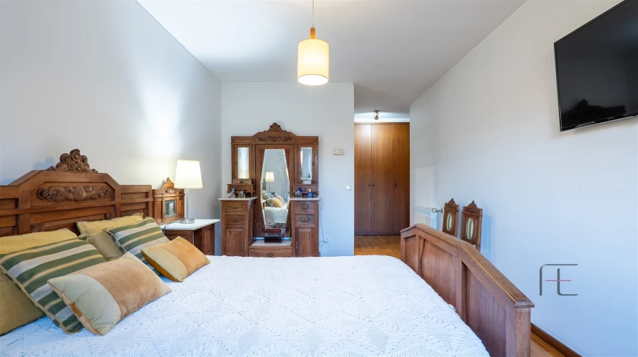 Apartamento T5 para Venda em São Mamede de Infesta e Senhora da Hora Foto 27