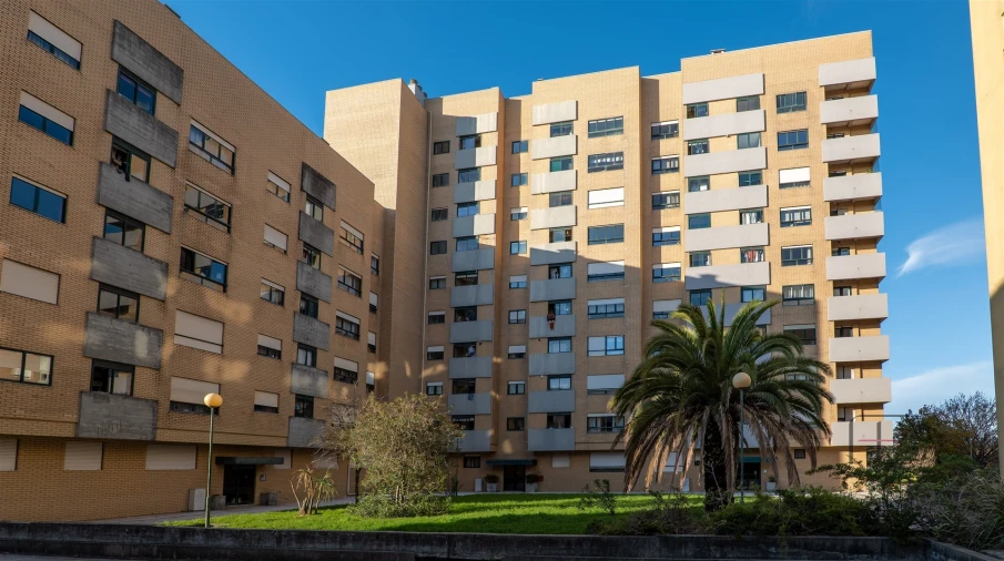 Apartamento T5 para Venda em São Mamede de Infesta e Senhora da Hora Foto 1