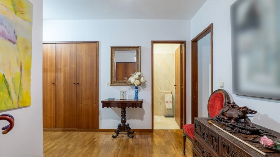 Apartamento T5 para Venda em São Mamede de Infesta e Senhora da Hora Foto 17