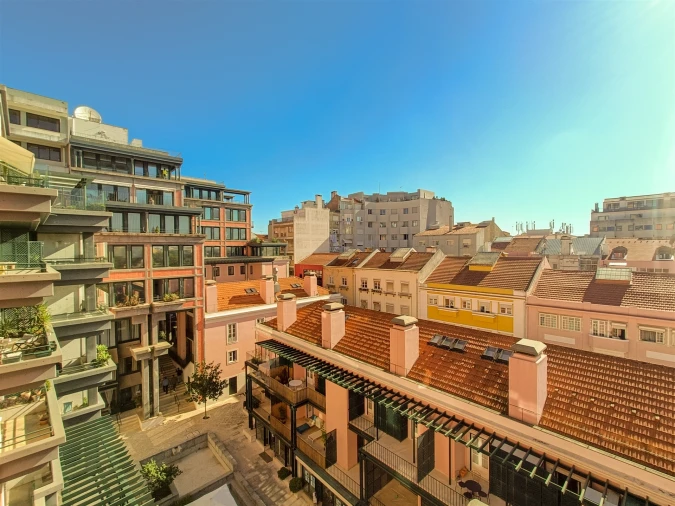 Apartamento T3 para Arrendamento em Santo António Foto 9