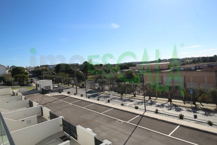 Moradia T3 para Venda em Aveiras de Cima Foto 48