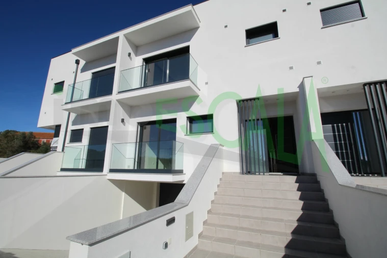 Moradia T3 para Venda em Aveiras de Cima Foto 7