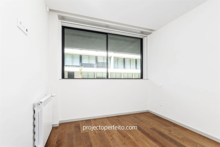Apartamento T1 para Arrendamento em Espinho Foto 11