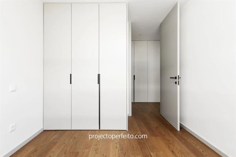 Apartamento T1 para Arrendamento em Espinho Foto 12