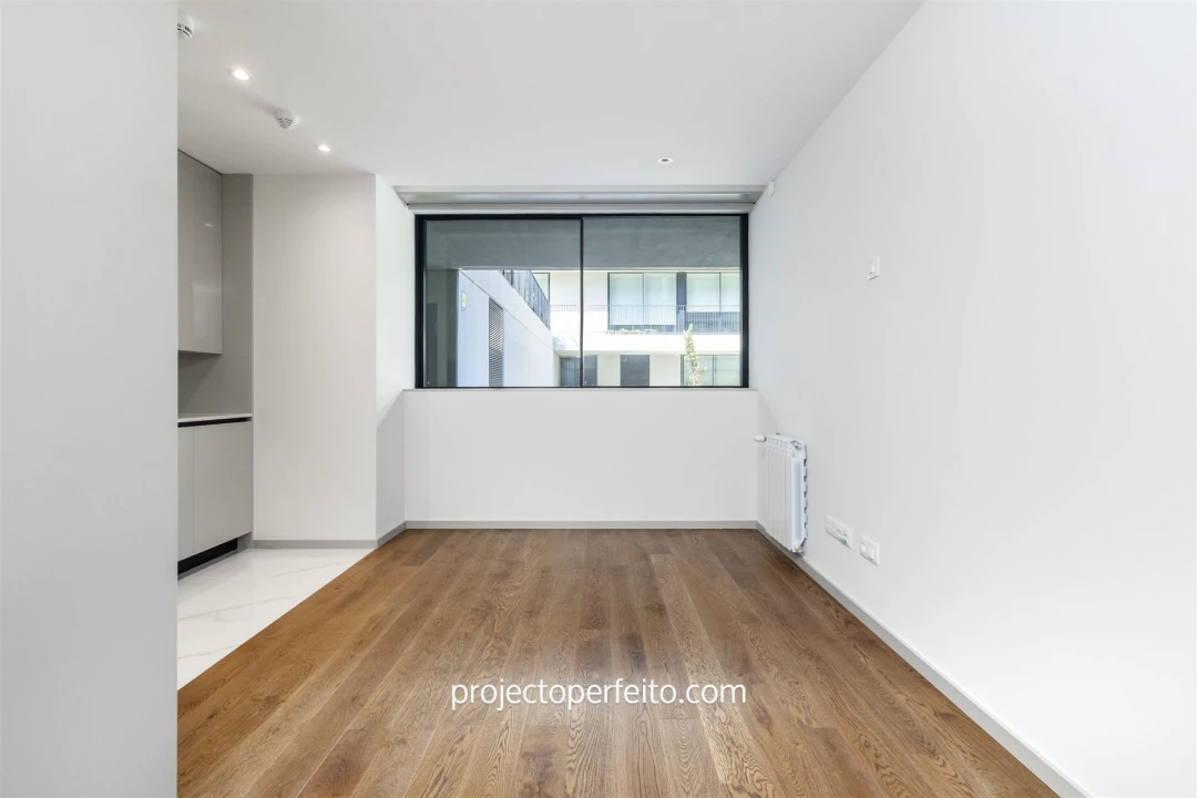 Apartamento T1 para Arrendamento em Espinho Foto 4