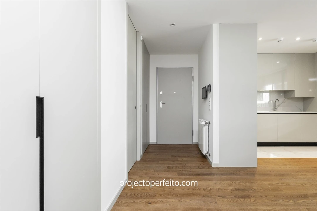 Apartamento T1 para Arrendamento em Espinho Foto 5