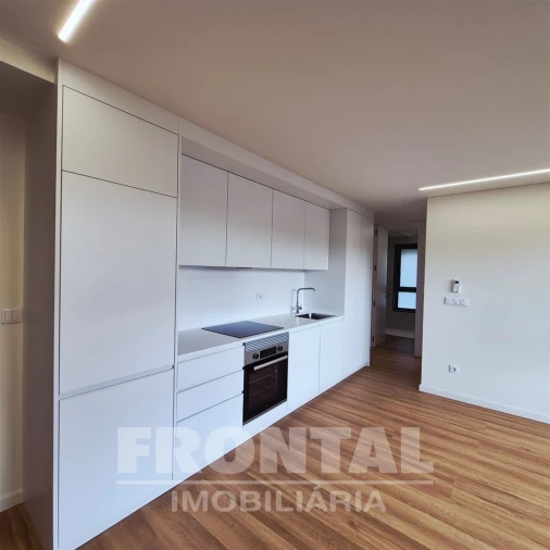 Apartamento T3 para Venda em Paranhos Foto 7