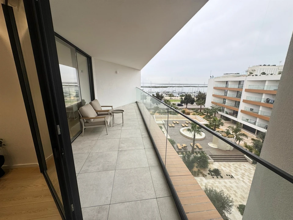 Apartamento T2 para Venda em Olhão Foto 27