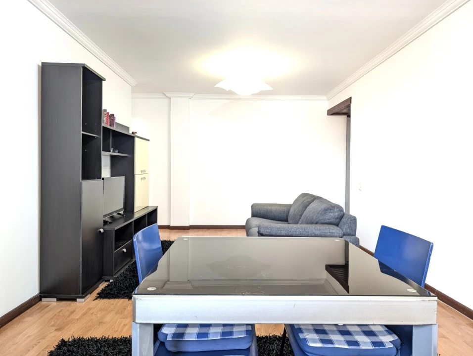 Apartamento T1 para Arrendamento em Glória e Vera Cruz Foto 5