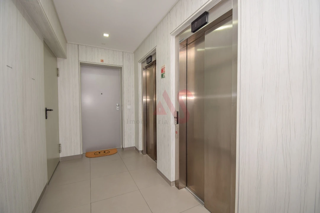 Apartamento T3 para Arrendamento em Odivelas Foto 4