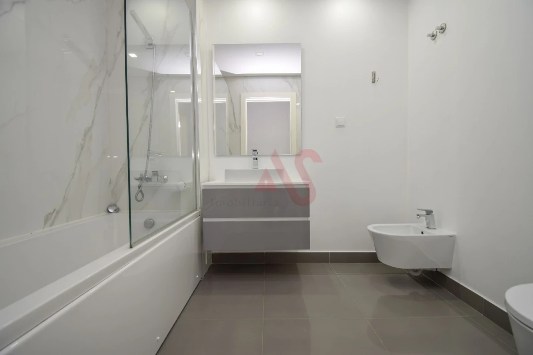 Apartamento T3 para Arrendamento em Odivelas Foto 19