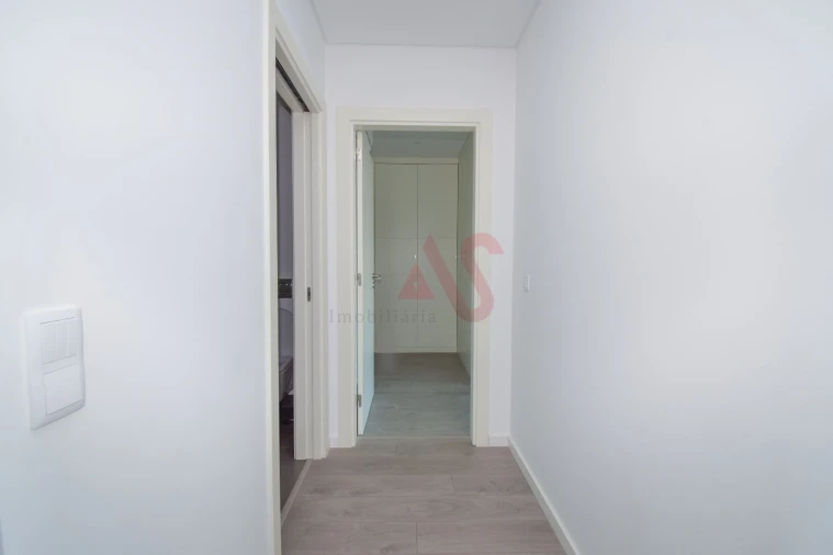 Apartamento T3 para Arrendamento em Odivelas Foto 13