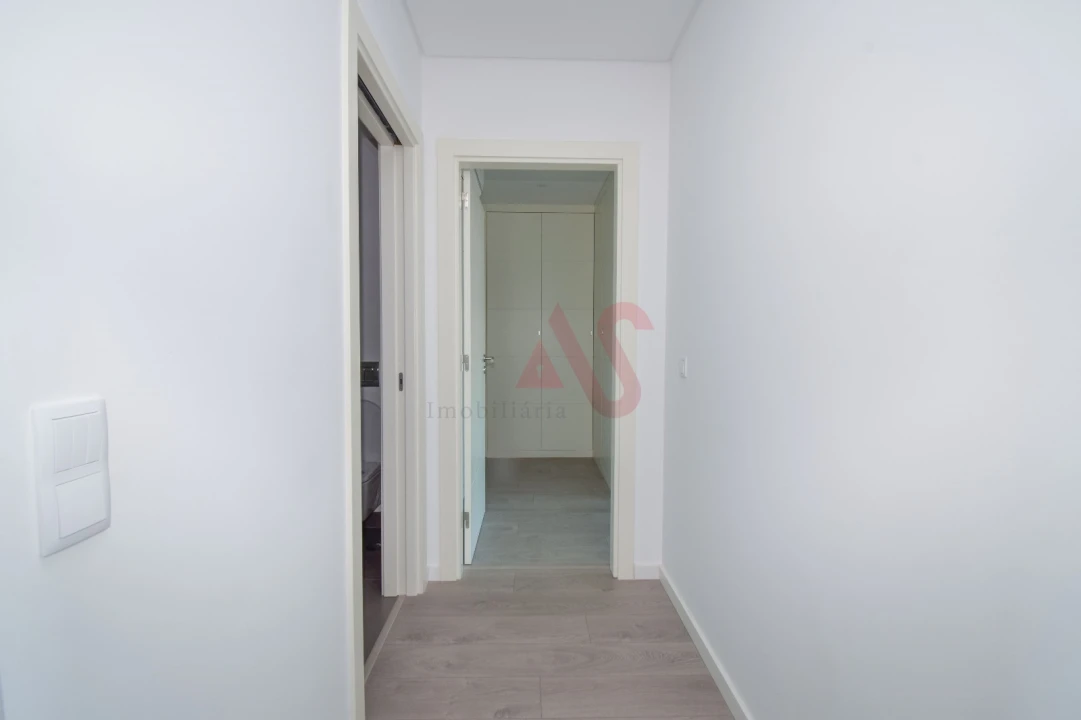 Apartamento T3 para Arrendamento em Odivelas Foto 13