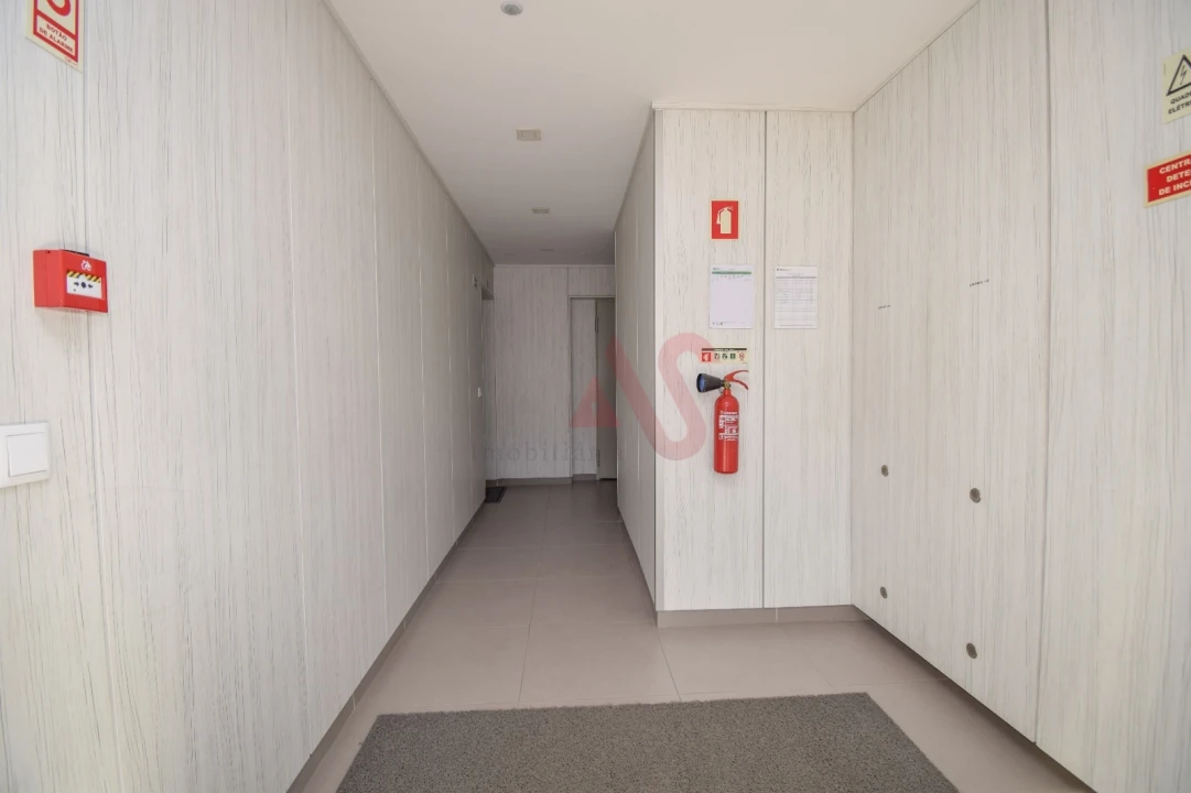 Apartamento T3 para Arrendamento em Odivelas Foto 3